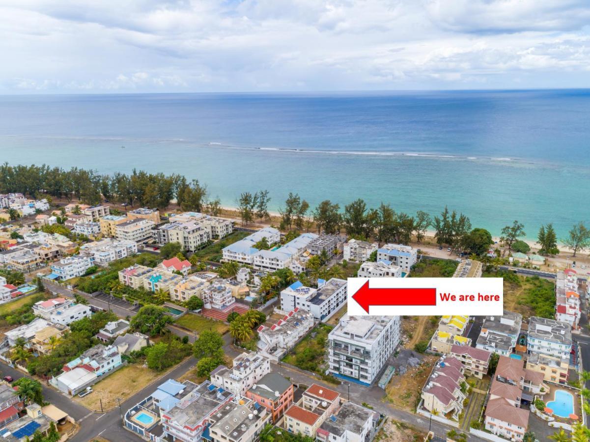 Les Cerisiers Beach Residence, Cosy And Modern 3 Bedroom Apartment Located 50 Metres From The Beach And From All Amenities And Restaurants On The Coastal Road Flic-en-Flacq المظهر الخارجي الصورة