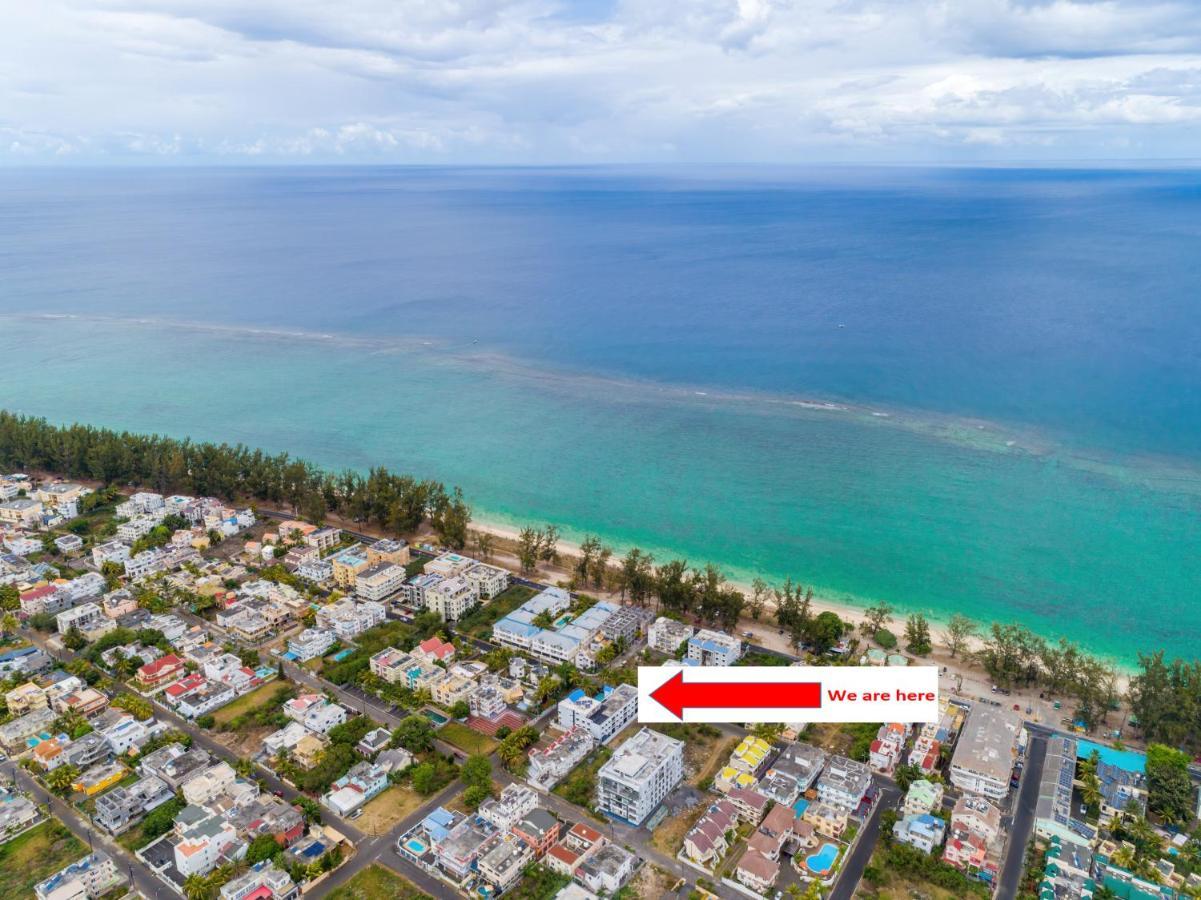 Les Cerisiers Beach Residence, Cosy And Modern 3 Bedroom Apartment Located 50 Metres From The Beach And From All Amenities And Restaurants On The Coastal Road Flic-en-Flacq المظهر الخارجي الصورة